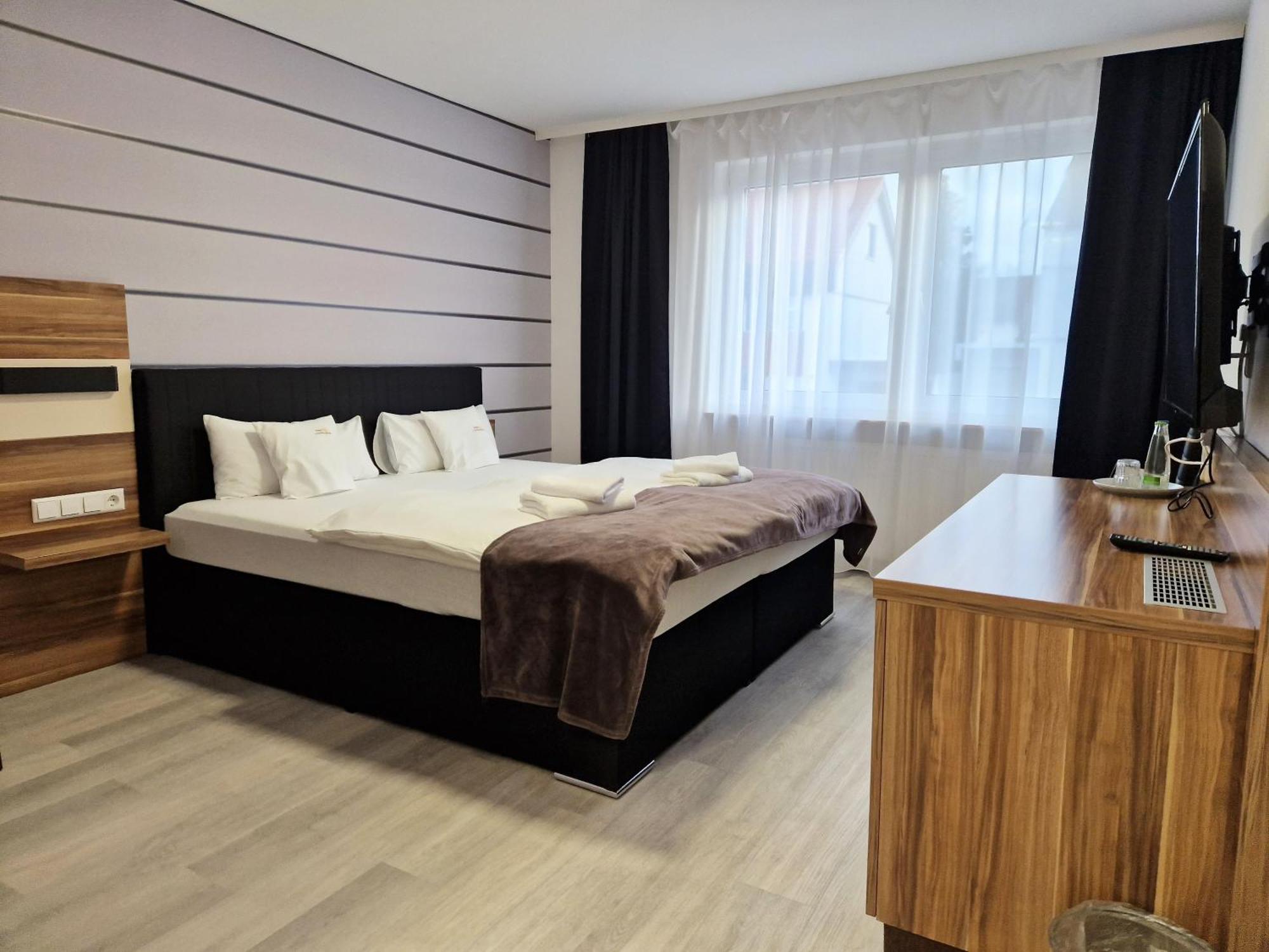 Hotel am Kurpark Bad Wimpfen Exteriör bild